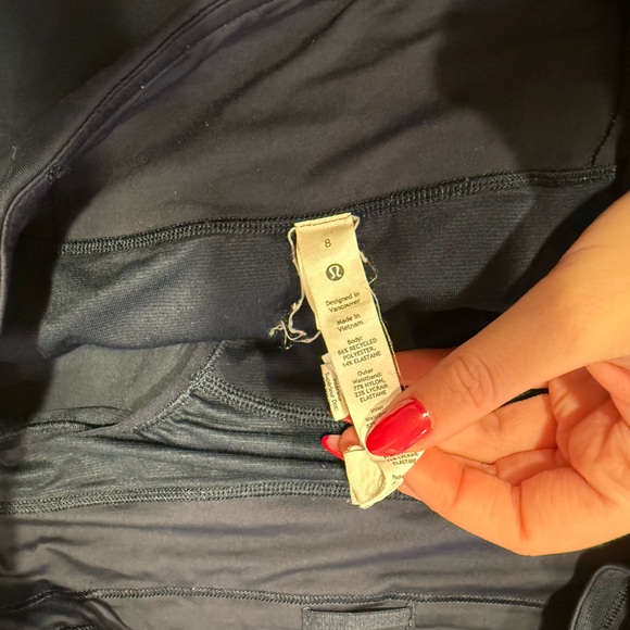 Lululemon navy blue speed up - Picture 2 of 3